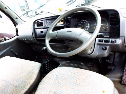 Mitsubishi Canter ปี 2005 2 JZ-GE-VVTi-LP