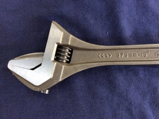 ประแจเลื่อน Bahco 15 นิ้ว