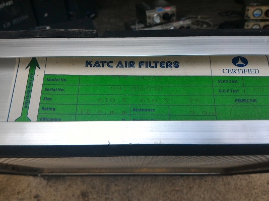 ชุดแผงกรองอากาศ KATC AIR FILTERS ขนาด 60*60 *7.5 ซม. โครงสร้างเป็นอลูมิเนียมแข็งแรง