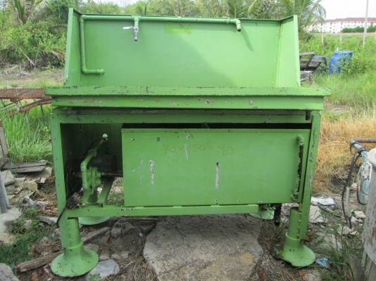 เครื่องล้างอะไหล่รถ ก่อนจะเอาไปบิ้วใหม่