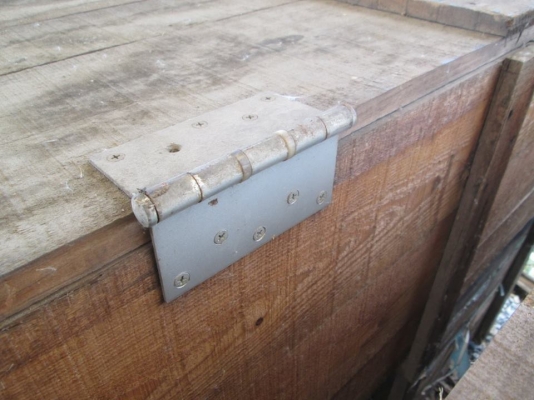 ขายเหมาลังไม้ทั้ง 4 ลัง