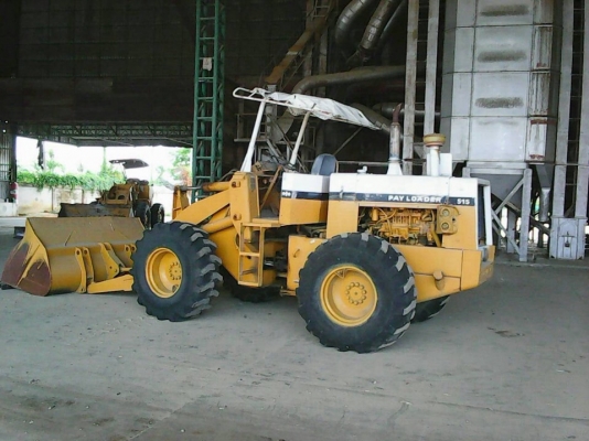 KOMATSU 515 รถตักล้อยางสภาพพร้อมใช้ เครื่องดี สภาพโดยรวมดี