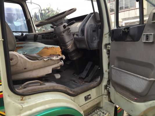 หัว-คัสซี.(ขาย490000.)..10ล้อเพลาเดียว. 195 แรง Hino. FL3H. เดิมรถตู้เปียก ยกลง ปี39