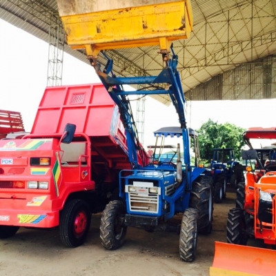 ขายรถตักอีชากิ28แแรงสภาพเดิมเหมาะสำหลับใช้ใน ฟราม ท่าทรายฯลฯ อยู่ วังบัว อ คลองขลุง จ กำแพงเพชร สนใจโทร 0813655997 อำพรพาเจริญ