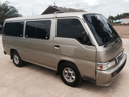 ขายรถตู้ นิสสัน ปี97 (ไม่มีทะเบียน แต่มีใบเสร็จ ประมูลจากราชการ) (ขายแล้ว)