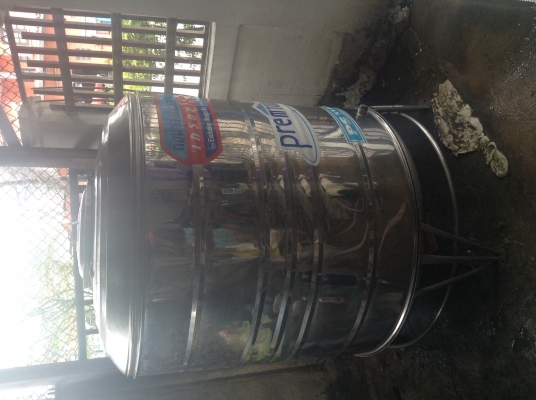 ขายด่วน ถังน้ำสแตนเลส ขนาด1100ลิตร ขายด่วน ถังน้ำสแตนเลส ขนาด1100ลิตร