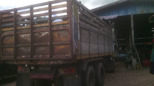 ขายด่วน HINO FM17 ใส่เครื่อง HO7D. 195 แรง สภาพพร้อมใข้ค่ะ