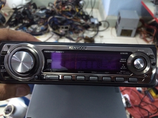 KENWOOD E505 24Bit MP3 CD คุมกล่องCD ปรีเอ้า2ชุด  สภาพสวย มือ2 ญี่ปุ่น