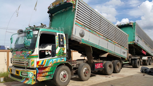 ขายรถพ่วง 24 ล้อ แม่.ลูก กระบะเนียมคอกเกษตรดั้ม อู่.พงษ์ไพบูลย์ ISUZU GIGA เครื่อง 6SD1 เครื่องนอก ปี.53-54 รถสวย ราคา.1650000 สนใจนัดดูรถได้เลย ขายรถพ่วง 24 ล้อ แม่.ลูก กระบะเนียมคอกเกษตรดั้ม อู่.พงษ์ไพบูลย์ ISUZU GIGA เครื่อง 6SD1 เครื่องนอก ปี.53-54 รถสวย ราคา.1650000 สนใจนัดดูรถได้เลย