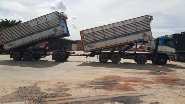 ขายรถพ่วง 24 ล้อ แม่.ลูก กระบะเนียมคอกเกษตรดั้ม อู่.พงษ์ไพบูลย์ HINO PROFIA P11C-320 คอมมอลเร็ว 7 เกียร์ ราคา.1680000 สวยๆเลยครับ สนใจรีบจองด่วน ขายรถพ่วง 24 ล้อ แม่.ลูก กระบะเนียมคอกเกษตรดั้ม อู่.พงษ์ไพบูลย์ HINO PROFIA P11C-320 คอมมอลเร็ว 7 เกียร์ ราคา.1680000 สวยๆเลยครับ สนใจรีบจองด่วน