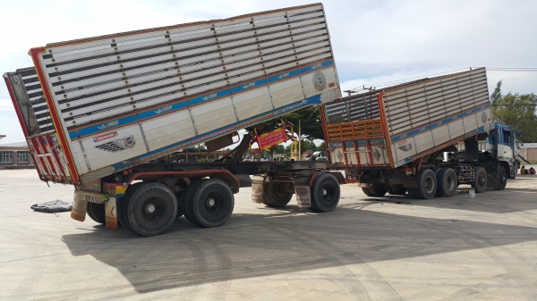 ขายรถพ่วง 24 ล้อ แม่.ลูก กระบะเนียมคอกเกษตรดั้ม อู่.พงษ์ไพบูลย์ HINO PROFIA P11C-320 คอมมอลเร็ว 7 เกียร์ ราคา.1680000 สวยๆเลยครับ สนใจรีบจองด่วน ขายรถพ่วง 24 ล้อ แม่.ลูก กระบะเนียมคอกเกษตรดั้ม อู่.พงษ์ไพบูลย์ HINO PROFIA P11C-320 คอมมอลเร็ว 7 เกียร์ ราคา.1680000 สวยๆเลยครับ สนใจรีบจองด่วน