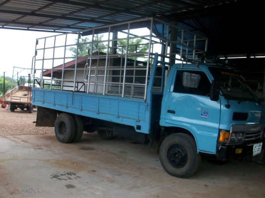 ขาย 6 ล้อ KS32  ปี 36  เครื่อง 4BD1   ยาว 5 เมตร เพาเวอร์  พร้อมใช้งาน