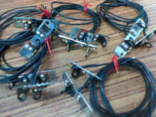 ขายขั้วใฟเลี้ยว หน้า-หลัง และ น็อตยึด ฮอนด้า c92/95 Benly แฮนปั้ม