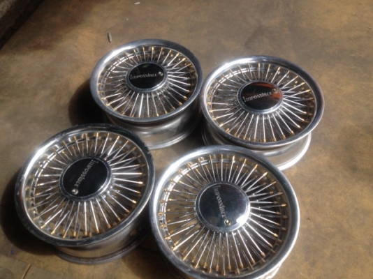 ล้อซี่ลวดหมุดทอง JAPAN เเท้ขอบ17กว้าง7นิ้วอ๊อฟ45 5รู114เก่าญี่ปุ่นสภาพตามรูป