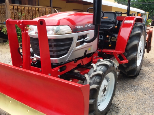 ปัญญาแทรคเตอร์..จัดมาให้ครับ ด่วน!!!ยันม่า EF 453T ใบมีดคานล่าง พร้อมโรตาลี่ตราช้าง 180 เล่มทะเบียนพร้อม จัดส่ง อ.เมือง จ.ลำปาง