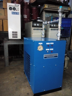 ขายแอร์ดรายเยอร์ เครื่องทำลมแห้ง ใช้สำหรับปั๊มลมโรตารี่ 20แรง รับประกัน 1 ปี เครื่องพร้อมใช้งาน