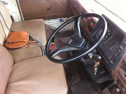 ขาย6ล้อKMฮีโน่ซุปเปอร์เสี่ย พร้อมใช้ สภาพดีวิ่งดี 248900