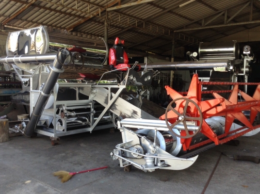 รับทำช่วงล่างรถเกี่ยวข้าว