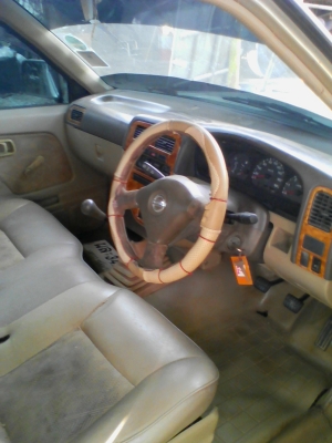 ขายนิสสันตอนเดียวปี46 79500บาท