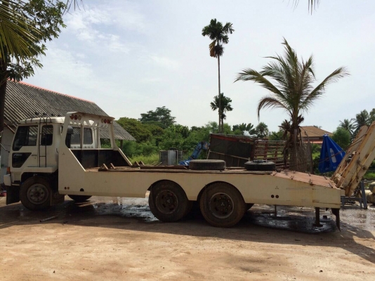 เทนเลอร์ขึ้นรถเกี่ยว. เพลาเดียวหางพับ FN515เครื่อง6D14 เทนเลอร์ขึ้นรถเกี่ยว. เพลาเดียวหางพับ FN515เครื่อง6D14