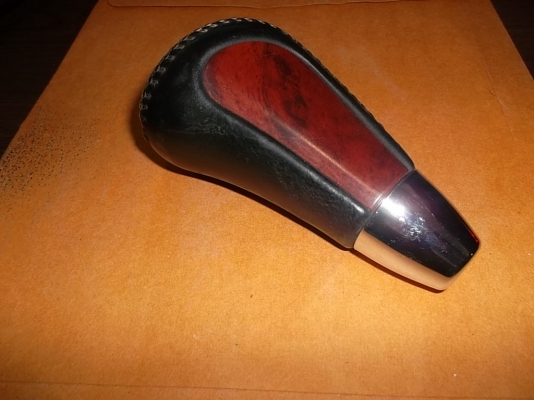 หัวเกียร์ลายไม้