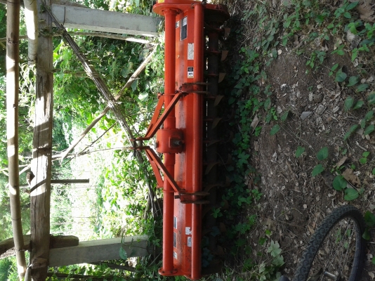 ขายจอบหมุนตราช้าง2.2เมตรสภาพพร้อมใช้งาน50-95แรง