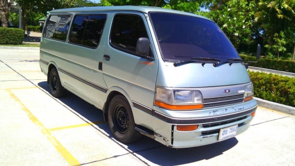 ขายด่วน! รถตู้โตโยต้า ไฮเอช ราคาพิเศษ!!