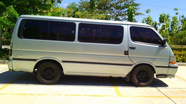 ขายด่วน! รถตู้โตโยต้า ไฮเอช ราคาพิเศษ!! ขายด่วน! รถตู้โตโยต้า ไฮเอช ราคาพิเศษ!!