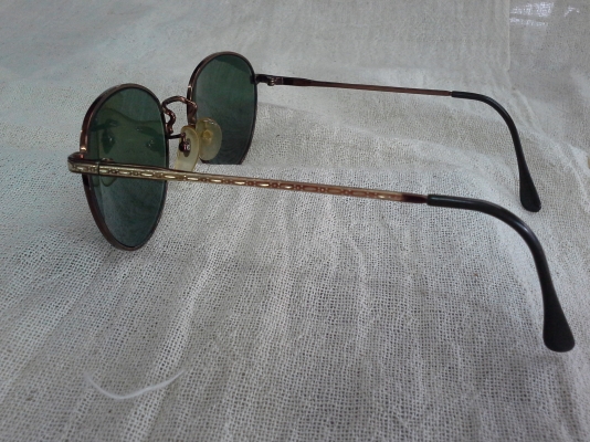 แว่นตาปัญญาชนอังกฤษ  FXTHER  AR 132 made in UK