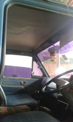 หกล้อ อีซูชุ NPR115 ปี35 ห้างแท้ เกียร์สั้น สภาพดีเดิมๆสวยพน้อมใช้ ทะเบียนพร้อมโอน