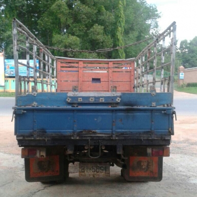 หกล้อ อีซูชุ NPR115 ปี35 ห้างแท้ เกียร์สั้น สภาพดีเดิมๆสวยพน้อมใช้ ทะเบียนพร้อมโอน