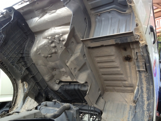 HINO220แรงม้าติดเฮียบพับ4ตันกว่าพร้อมใช้รถสวยๆเดิมๆ