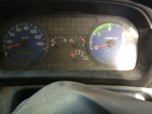 HINO220แรงม้าติดเฮียบพับ4ตันกว่าพร้อมใช้รถสวยๆเดิมๆ