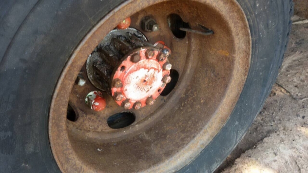 ขาย ((195.000)) หัวยาวเพลาเดียว เครื่องเกียร์ ร็อกกี้ 175แรง สภาพดีพร้อมใช้งาน