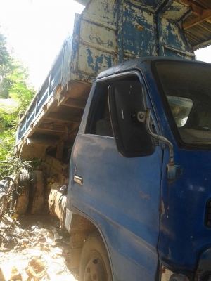 ขายเหมารถ6ล้อดั้ม3คันลดเหลือ6300000แยกขายKSคันละ230000 250 คันล่ะ180000