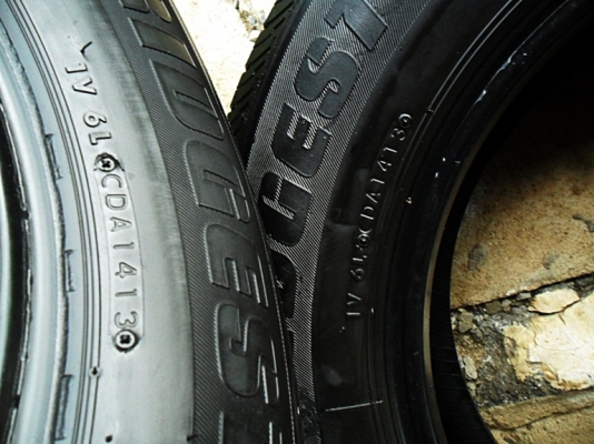 ยางกระบะขอบ15 บริดสโตน205-70-R15ลงพื้นปลายปี13 (4เส้น 2,800บ)