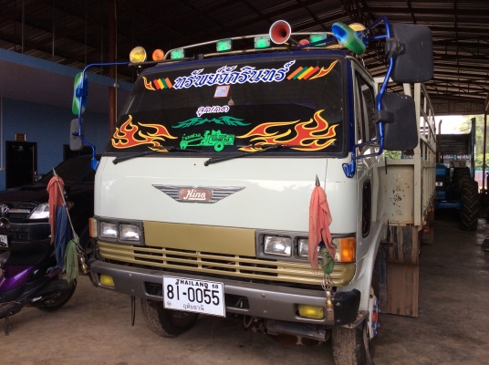 ขายรถหกล้อ