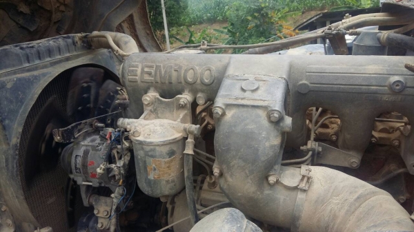 รถสิบล้อ hino 2 เพลา 227 ซูโม่ เครื่อง EM100 220 แรง เครื่องดี คันชีสวย เอกสารครบ