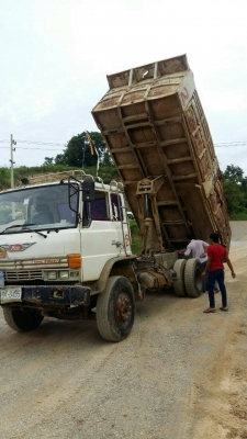 รถสิบล้อ hino 2 เพลา 227 ซูโม่ เครื่อง EM100 220 แรง เครื่องดี คันชีสวย เอกสารครบ