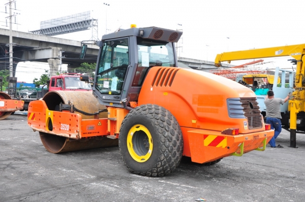 ็HAMM 3520 SN 1098 Y2007 ็HAMM 3520 SN 1098 Y2007