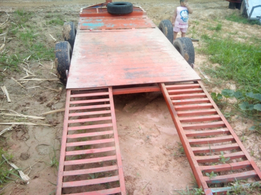 รถเทนเลอร์ลากรถเกี่ยวคูโบต้า4ล้อพร้อมใช้