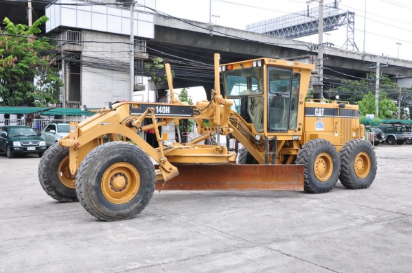 CATERPILLAR 140H SN 2ZK03768