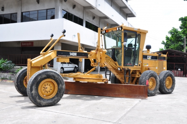 CATERPILLAR 140H SN 2ZK04863