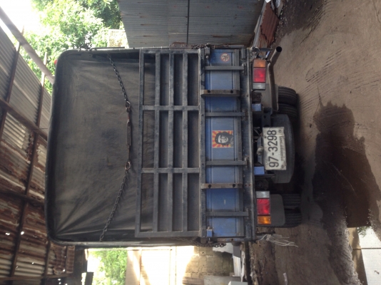 ขายรถบรรทุก isuzu nkr 120 แรง เจ้าของขายเอง ราคาต่อรองได้