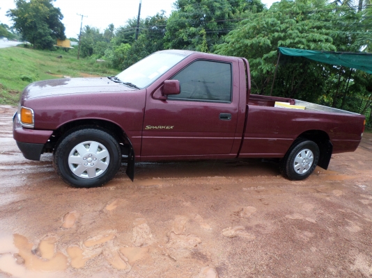 ขายรถกระบะ ISUZU TFR -90HPตอนเดียวปี37  รถเดิมๆเครื่องดีแน่นๆประหยัดน้ำมันสุดๆช่วงล่างแน่นปึกครัชชีสวยไม่มีผุ เอกสารพร้อมโอน แอร์+เทปชีดี+ยางใหม่4เส้น รถสภาพพร้อมใช้งานครับ ขายราคา 119,000บาท สนใจสอบถามได้ครับ080-1696651 รถอยู่ที่โรงพยาบาลปทุมราชวงศาจังหว