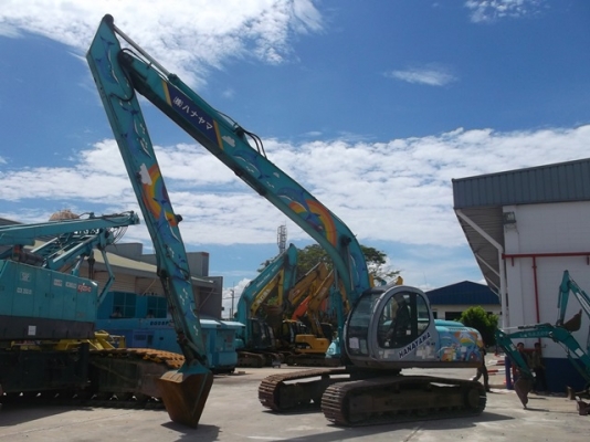 ขาย KOBELCO SK200LC-3 เก่านอกสภาพดี ติดต่อ 098-246-3778 , 089-062-8275 น๊อค