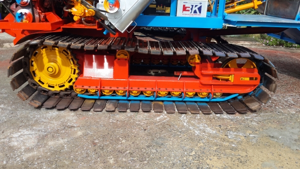 ขายรถเกี่ยวข้าววรพจน์การช่าง