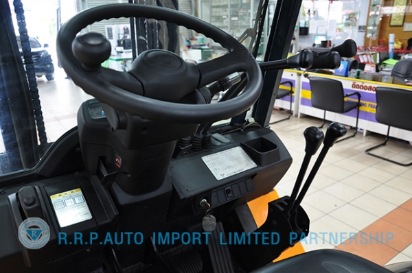 ขายรถโฟล์คลิฟท์มือสอง TOYOTA รุ่น7FD25 ราคา xxx,xxx บาท นำเข้าจากประเทศญี่ปุ่น 100\% ไม่เคยใช้งานในไทย