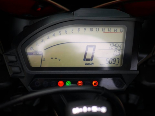 ขาย Honda CBR 1000 รถศูนย์พร้อมทะเบียนแท้ ปี 2014 สภาพสวยกริ๊ป สีเดิมทั้งคันได้ไปคุ้มแค่แน่นอน ขาย Honda CBR 1000 รถศูนย์พร้อมทะเบียนแท้ ปี 2014 สภาพสวยกริ๊ป สีเดิมทั้งคันได้ไปคุ้มแค่แน่นอน