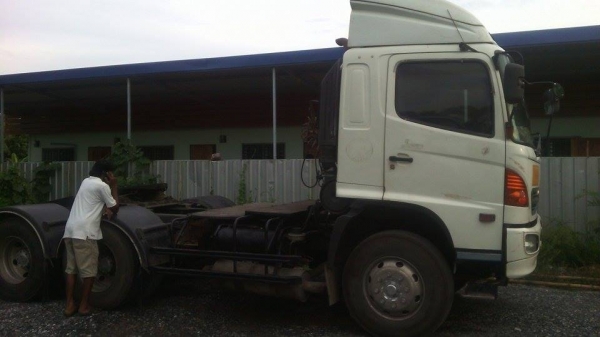 hino320 หัวลากราคาโดนๆ ขายด่วน ปี49 ก่อน hispeed hino320 หัวลากราคาโดนๆ ขายด่วน ปี49 ก่อน hispeed